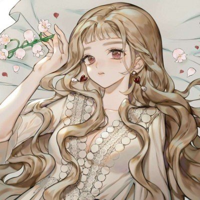 《丧尸围城4》弗兰克变身生化3吉尔 抹胸短裙贼性感